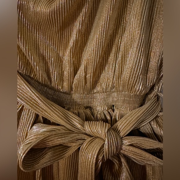 Red Dress - Queen of Gems Gold Dress -size medium- sold out!! - Picture 6 of 8